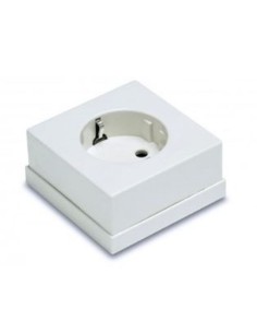 Base tt lateral superf. 16a-250v 5023b